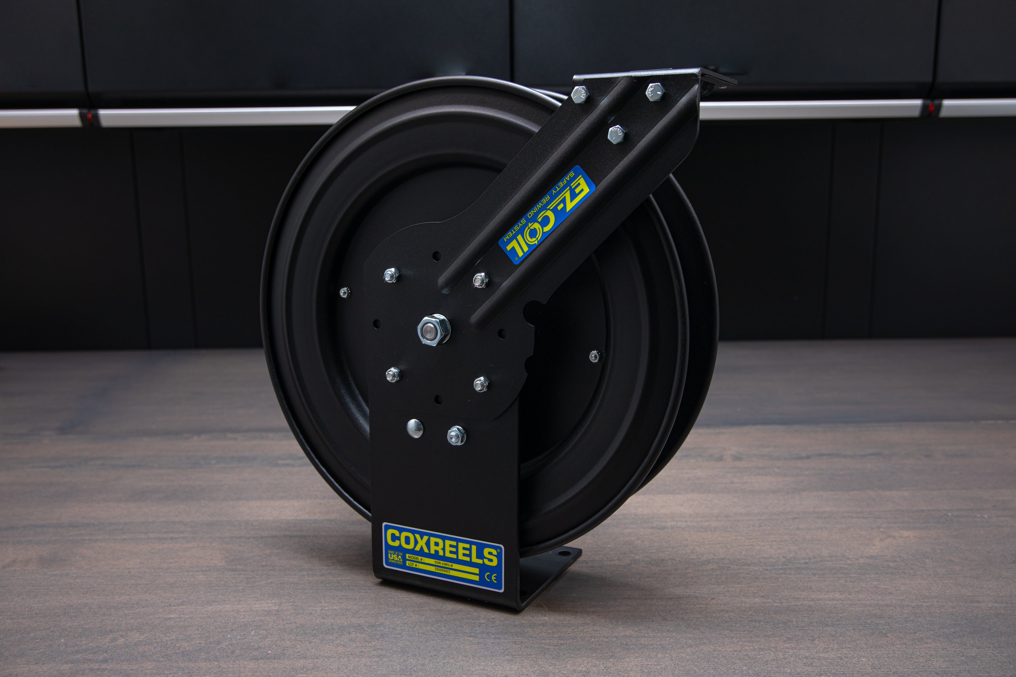 Absolutely the perfect air hose reel for anyone's shop! @reido Speedo