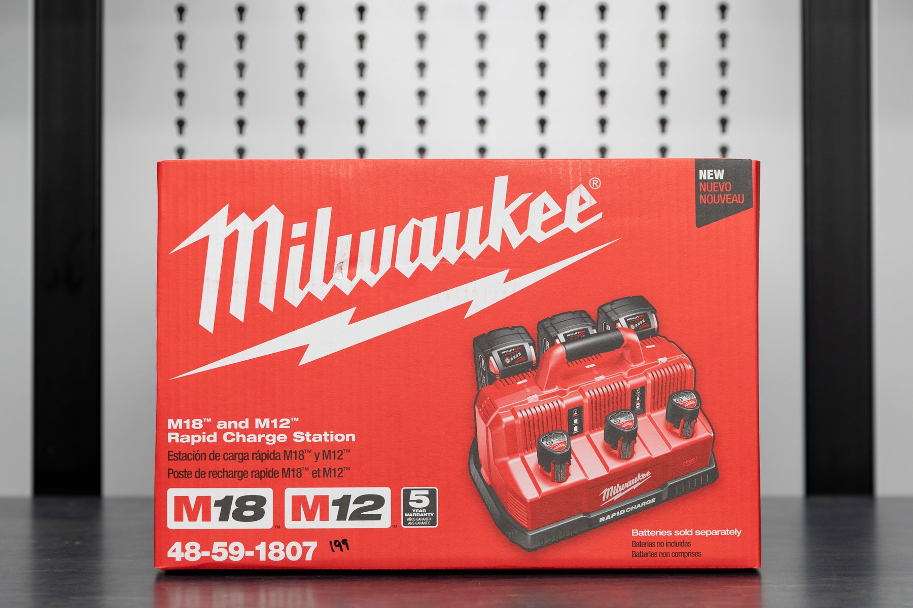 Milwaukee M18™  M12™ Rapid Charge Station 48-59-1807 Obsessed Garage